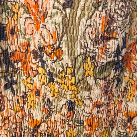 Off the shoulder crop top - Picture 2 of 4